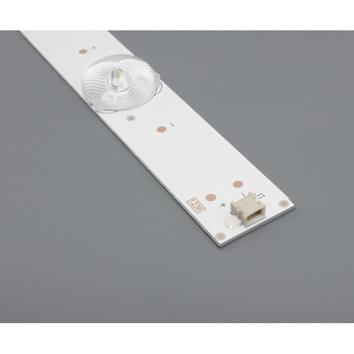 Светодиодная подсветка TV 32" LBM320P0701-DK-1 (комплект 4шт)