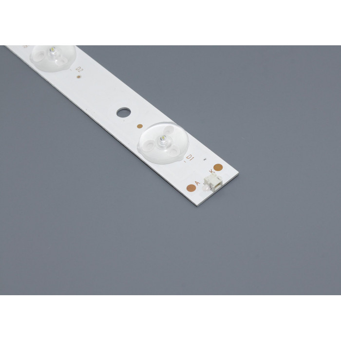 Светодиодная подсветка TV 32" ZDCX315D09-ZC14F-01 (комплект 3шт)