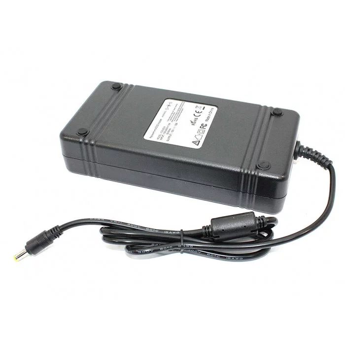 Блок питания для ноутбука Toshiba 19V 12A 5.5x2.5